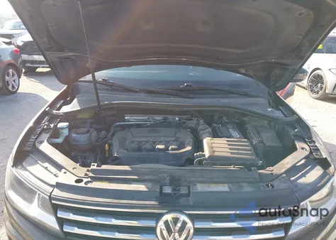 2021 Volkswagen Tiguan 2.0T Se/2.0T Se R-Line Black/2.0T Sel z USA, uszkodzony, nr VIN 3VV3B7AX0MM040594